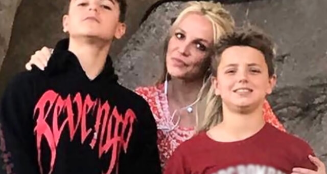 Britney Spears und ihre Söhne. Quelle: Screenshot Youtube