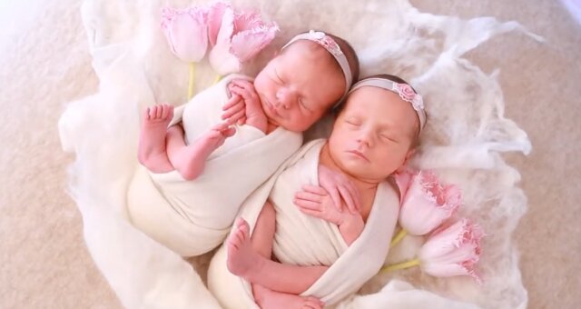 Neugeborene Zwillinge. Quelle: Screenshot Youtube