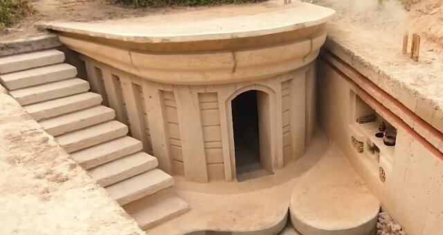 Mann baute einen unterirdischen Palast. Quelle: Screenshot Youtube