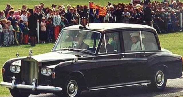 Ein Auto der königlichen Familie. Quelle: Screenshot