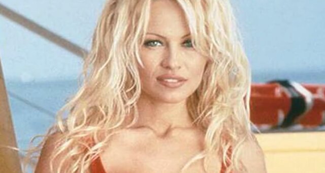 Pamela Anderson. Quelle: Screenshot Youtube